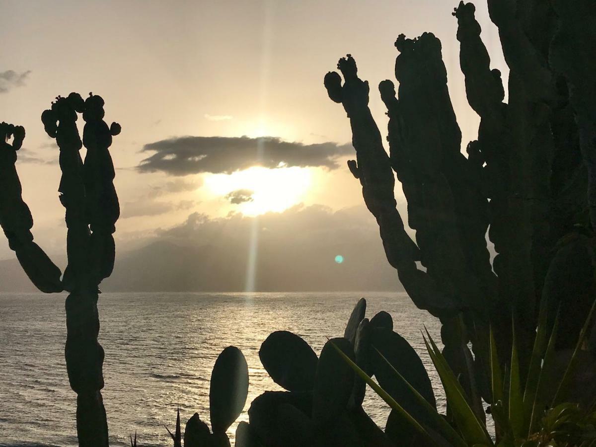 Sunset Terrazza Lägenhet Reggio di Calabria Exteriör bild